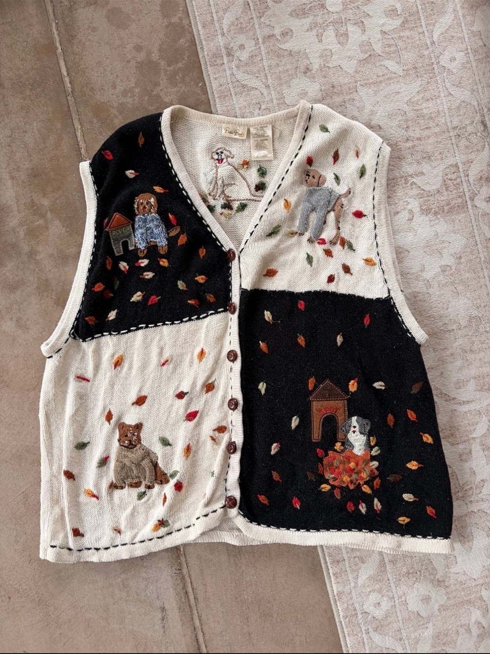 Bobbie brooks women Dog & Leaf Embroidered Sweater Vest fall plus vintage 22w/24